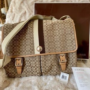 Excellent Coach Large Messenger Bag Brown F70183